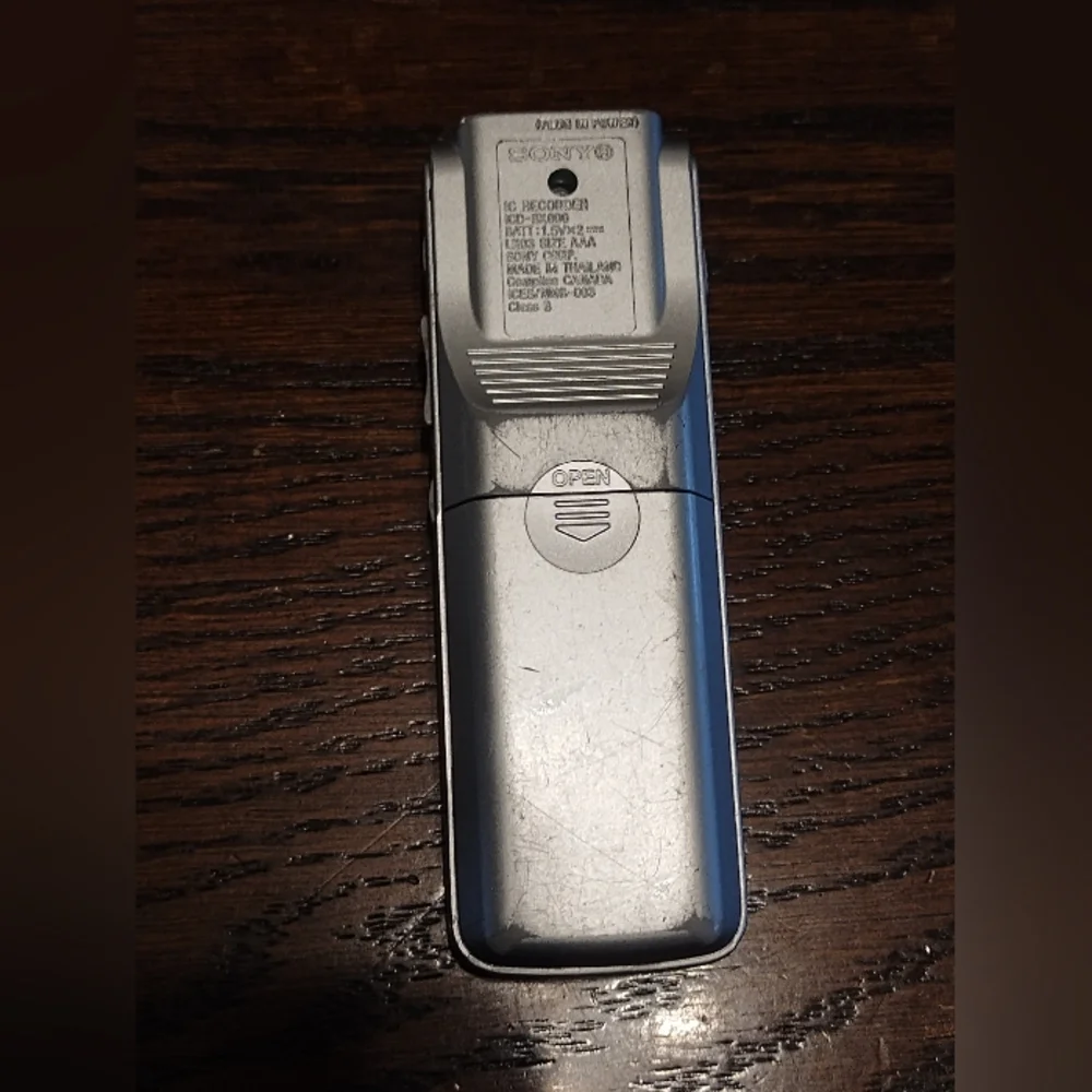 Sony ICD-BX112 500 Hours 2 GB Digital‎ Handheld Voice Recorder